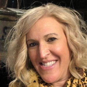 Meet your Posher, Stacy